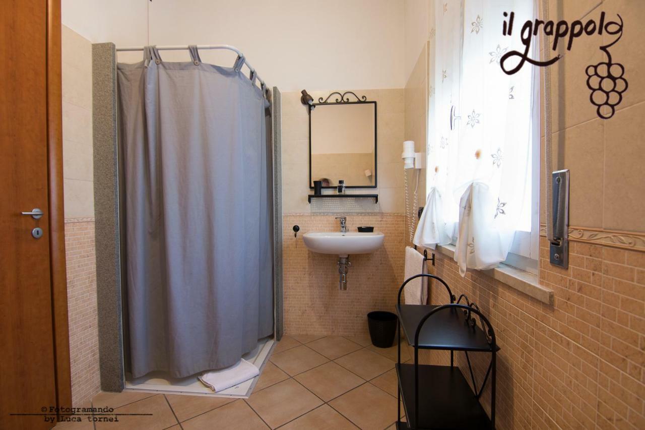 סירמיונה B&B Il Grappolo Foresteria Lombarda מראה חיצוני תמונה